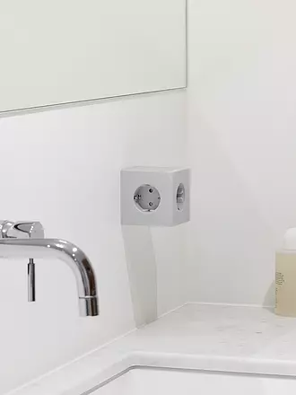 AVOLT | Mehrfachsteckdose Square 2 F Grey | 